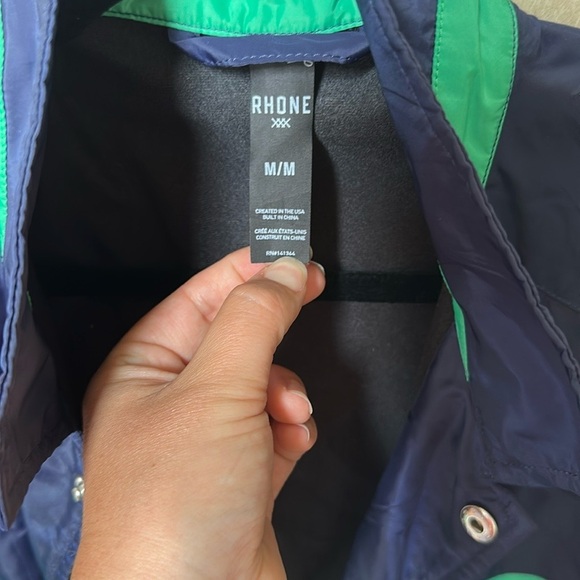 EUC RHONE Navy and Green Windbreaker size medium - Picture 2 of 9